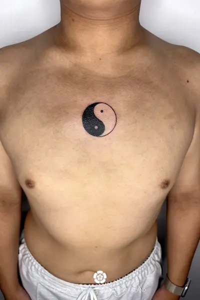 geometric-tattoo-ying-yang