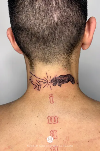 fine-line-tattoo-2-hands-neck-men