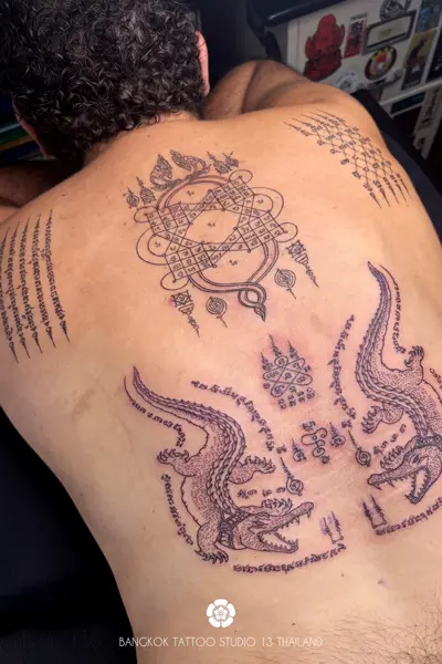 thai-tattoo-full-back-2-crocodile-2-naga