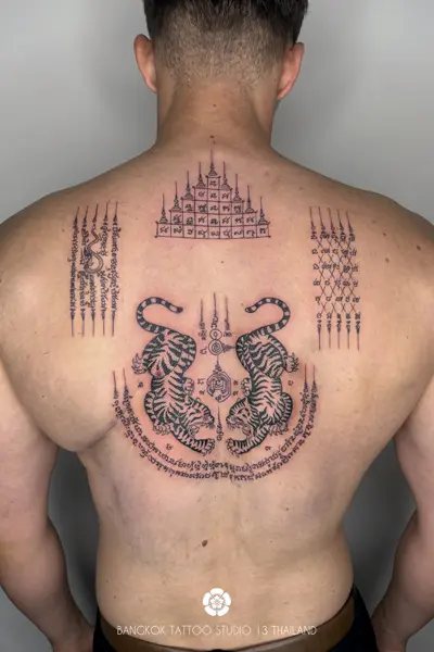 thai-sak-yant-tattoo-full-back-2tigers